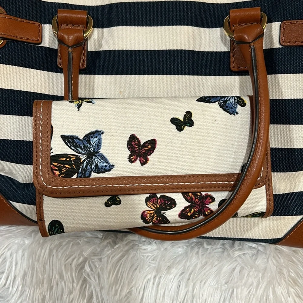 Michael Kors Hamilton Blue and White striped Canvas Tote - Picture 10 of 12